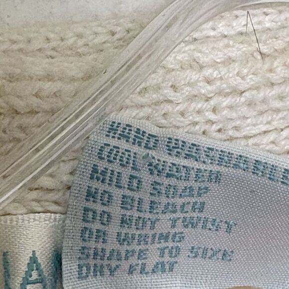 Vintage Embroidered Floral Cotton Button Down Women’s Sleeveless Sweater Vest - Picture 4 of 11